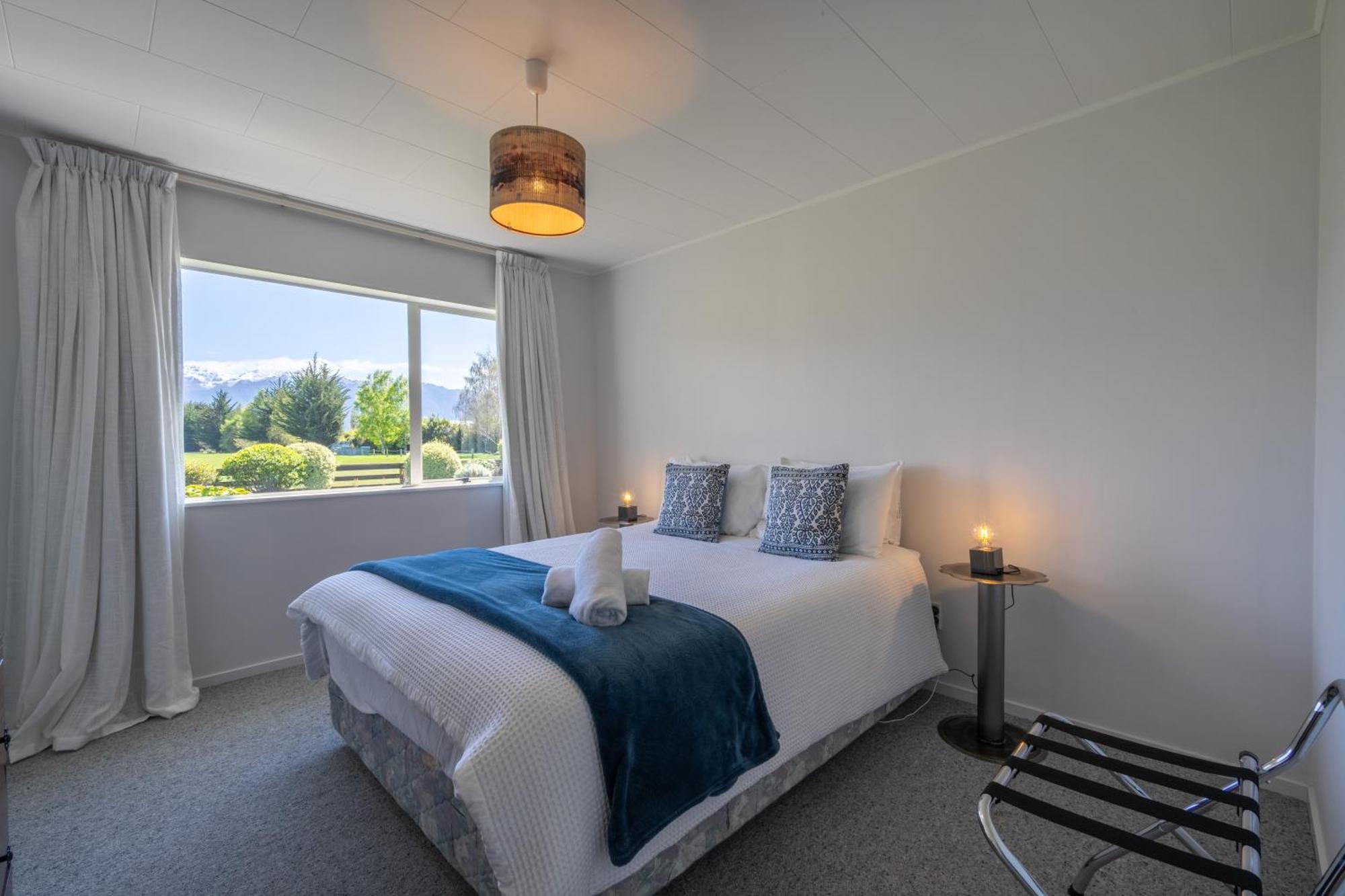 Kepler Retreat - Te Anau Holiday Home Exterior photo